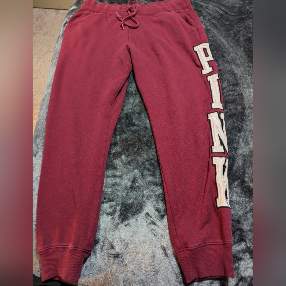 VS Pink joggers large